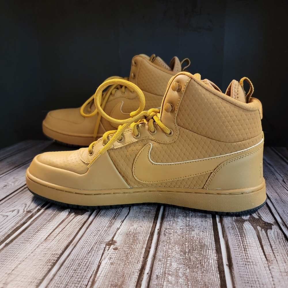 Mens Nike Court Borough Mid Winter